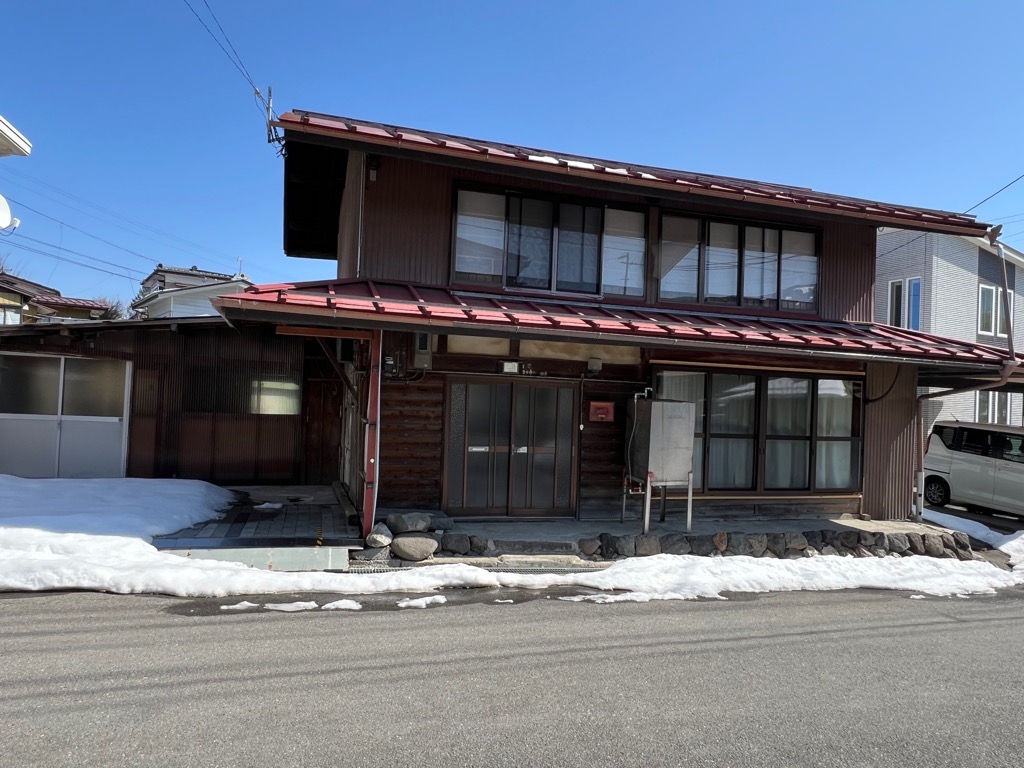 【契約者決定！】　<br/>
駅から徒歩3分、古民家の戸建て賃貸！<br/>
＊入居開始予定　2024年4月～